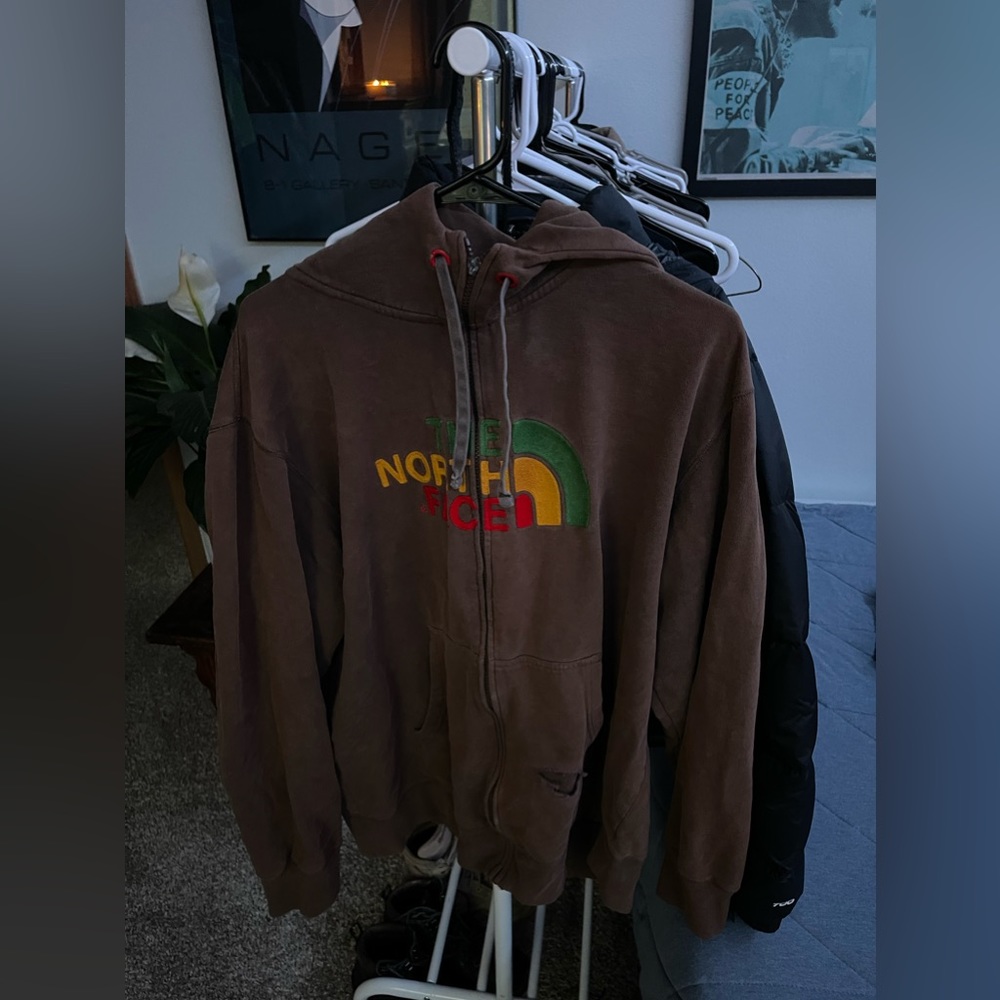 NORTH FACE HOODIE